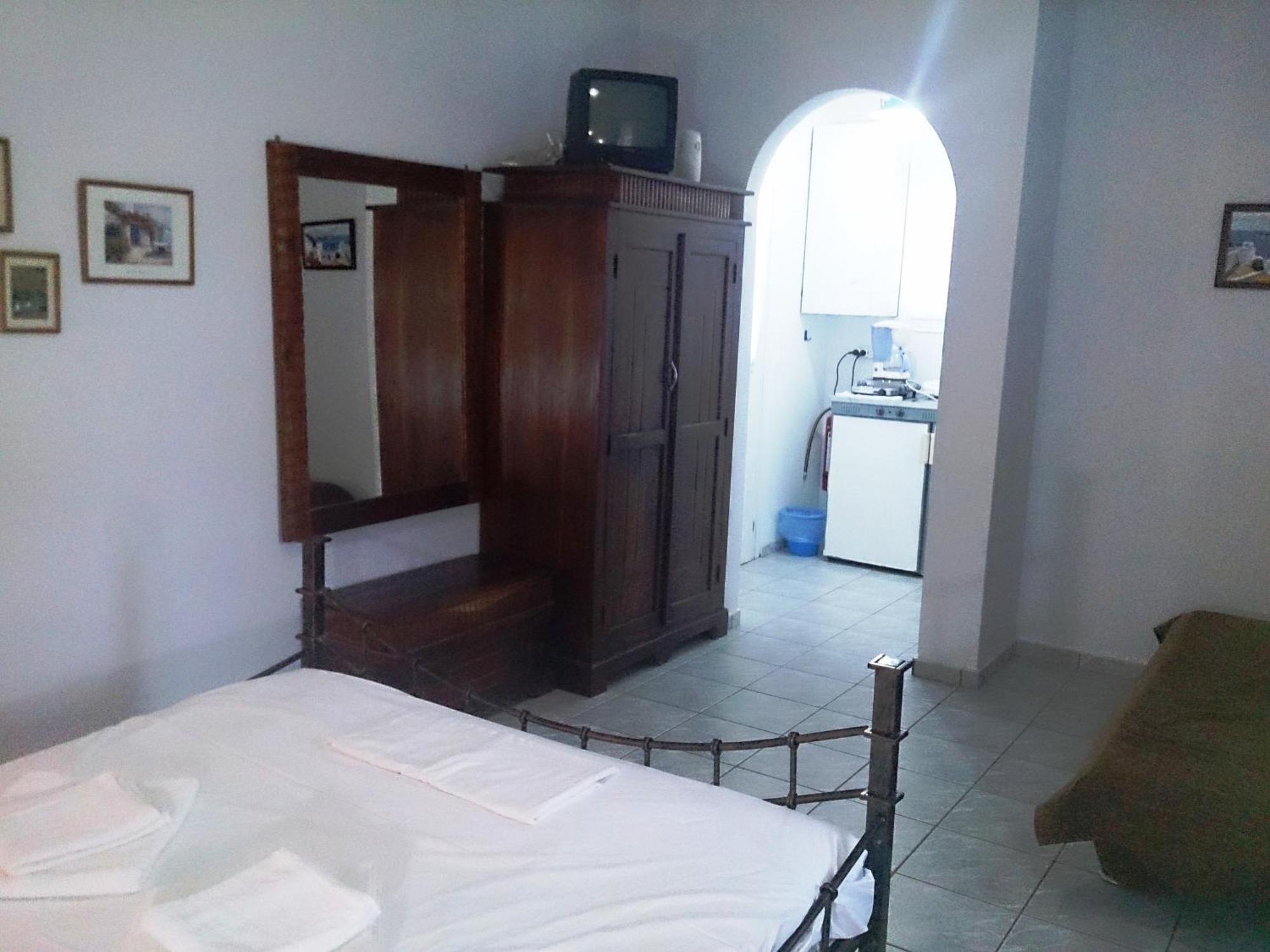 Platis Gialos  Giannakas Studios חדר תמונה